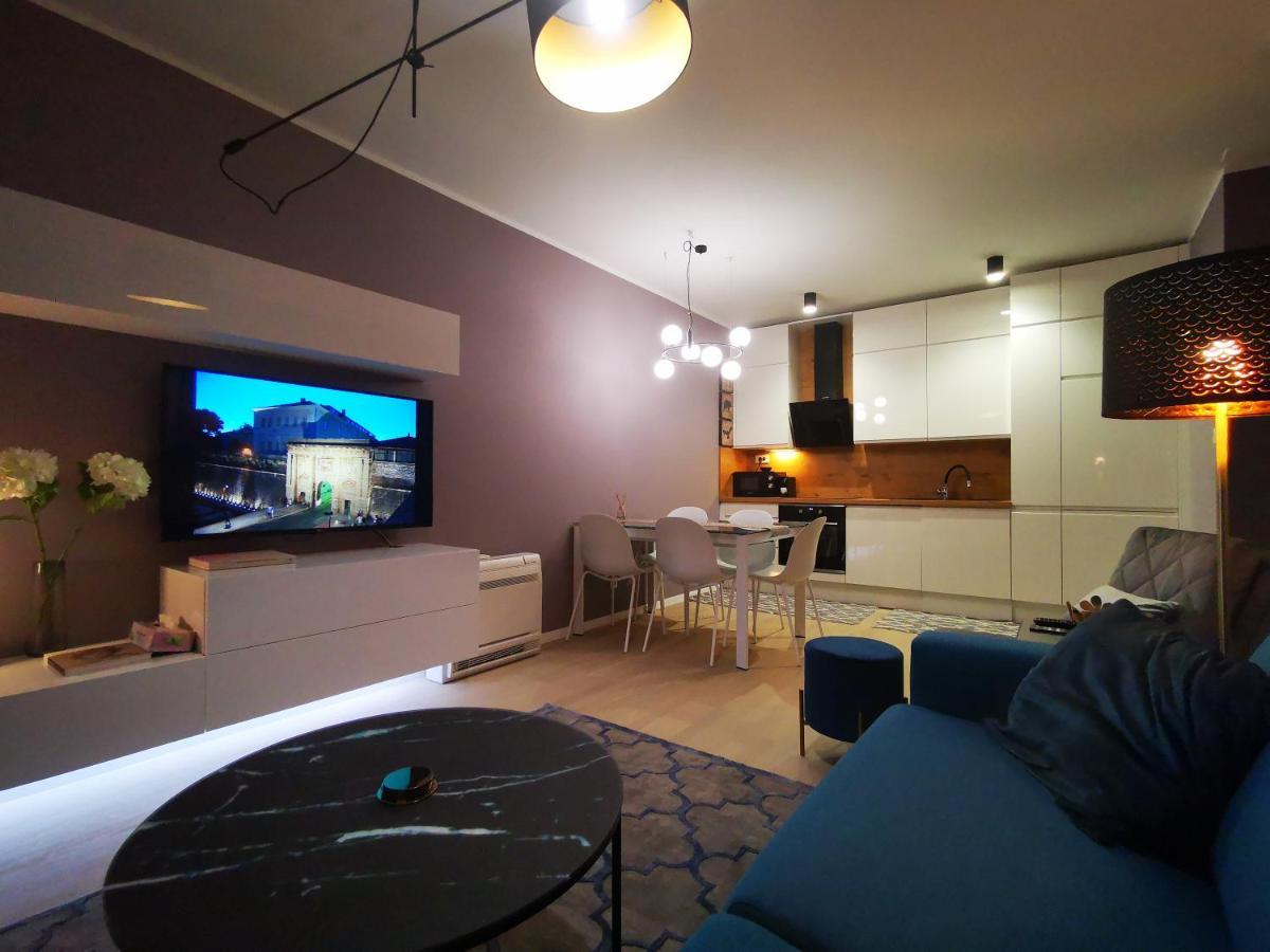 Ambassador Apartment ザダル エクステリア 写真
